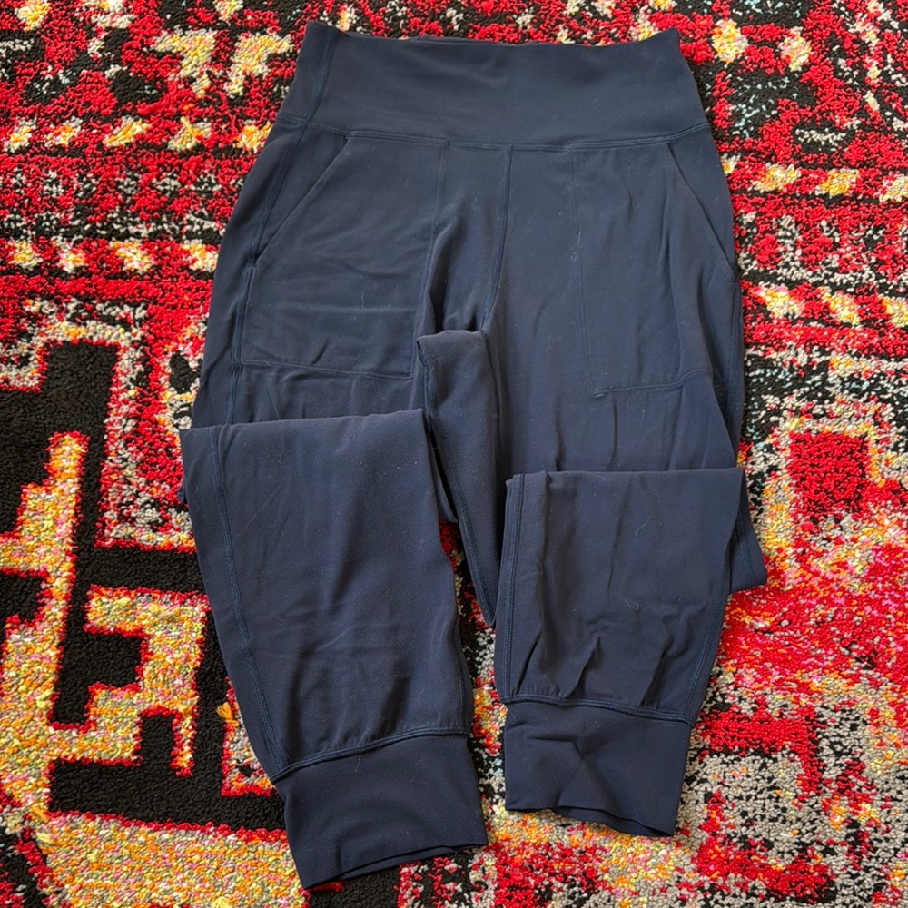lululemon athletica Align Joggers Size 4